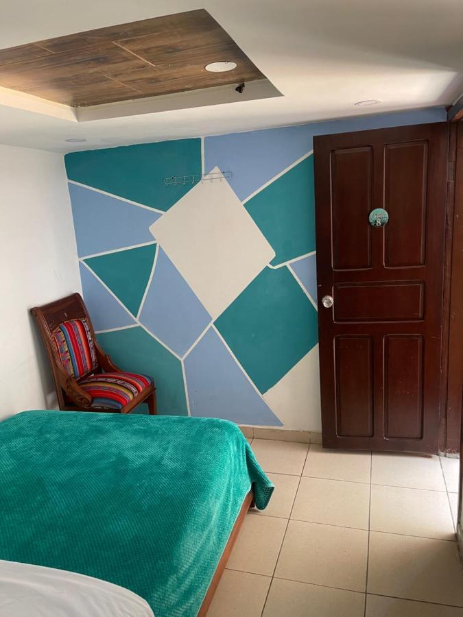 El Jardin Escondido Party Hostel Banos  Ngoại thất bức ảnh