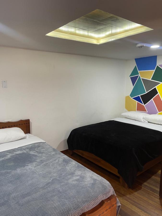 El Jardin Escondido Party Hostel Banos  Ngoại thất bức ảnh