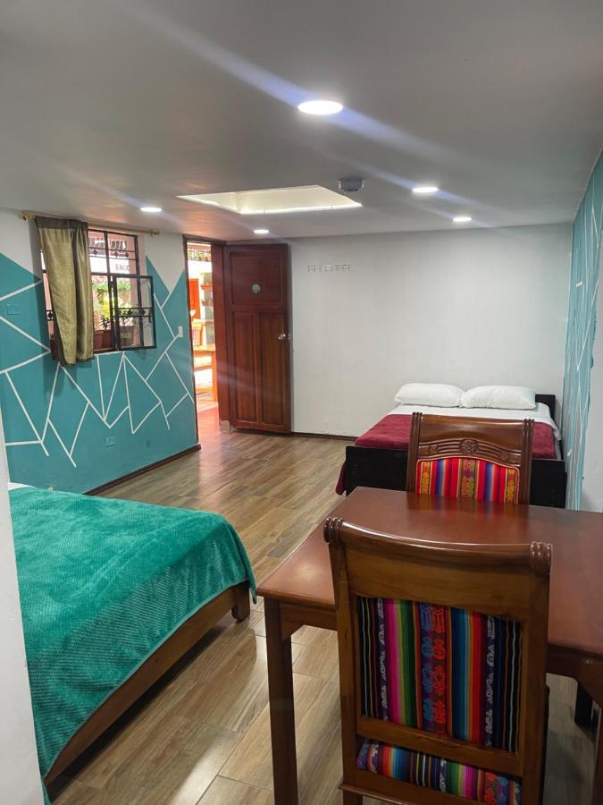 El Jardin Escondido Party Hostel Banos  Ngoại thất bức ảnh