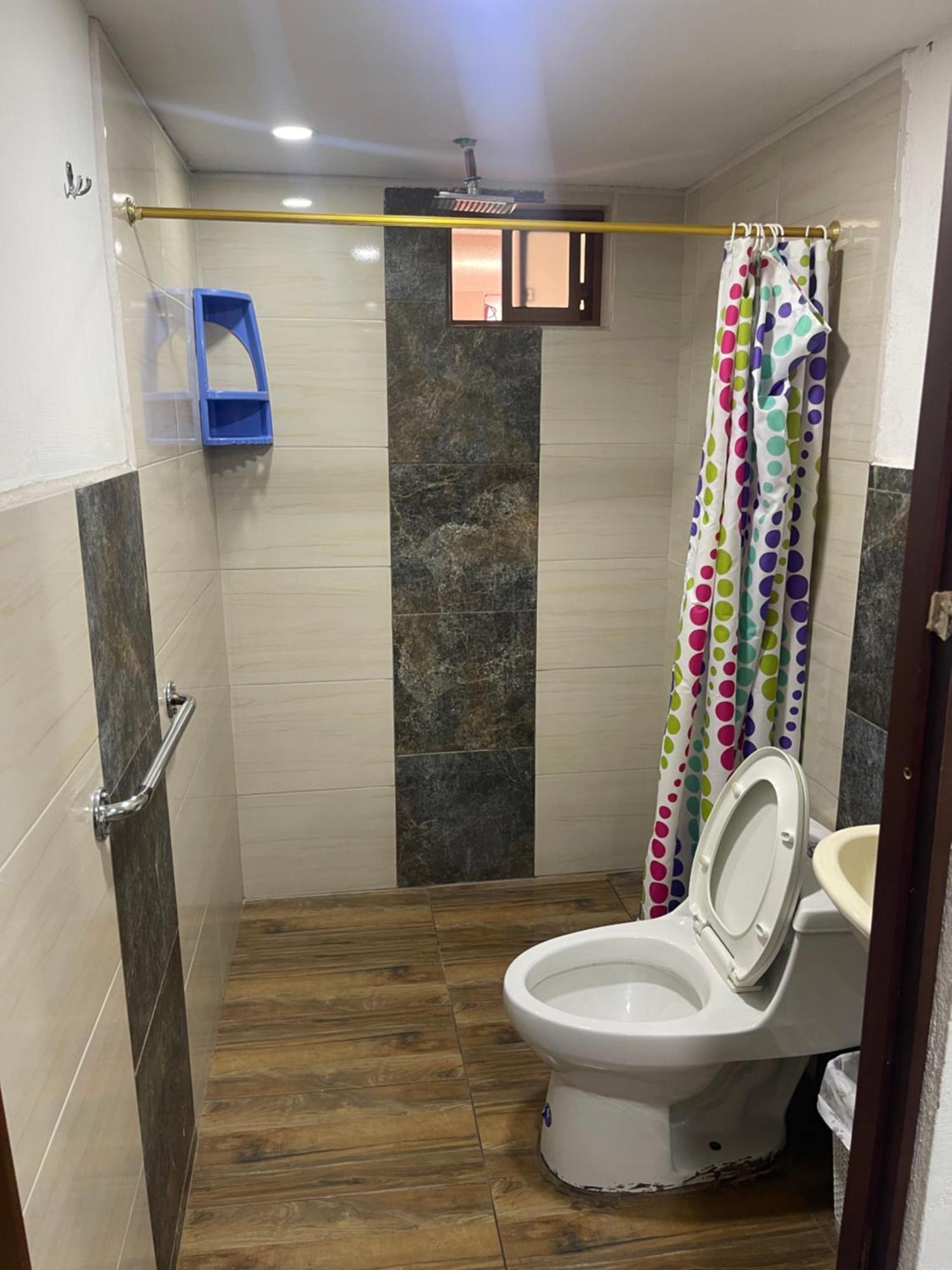 El Jardin Escondido Party Hostel Banos  Ngoại thất bức ảnh