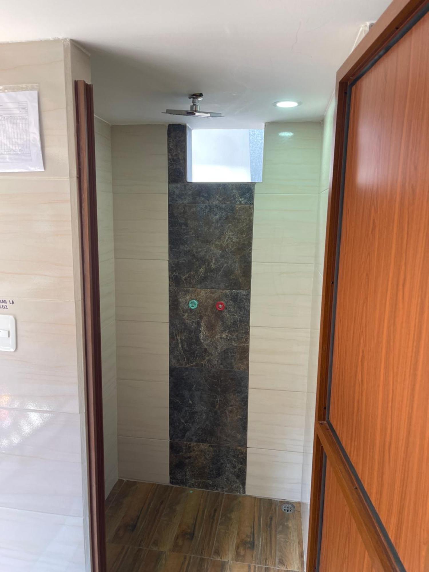 El Jardin Escondido Party Hostel Banos  Ngoại thất bức ảnh